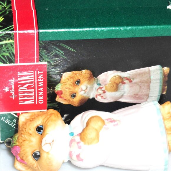 Hallmark Keepsake Ornament CHRISTMAS KITTY Final In Series Christmas - Picture 7 of 8